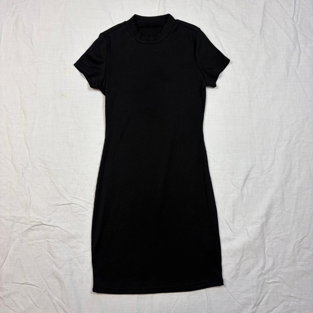 Elegant Black ribbed bodycon mini dress